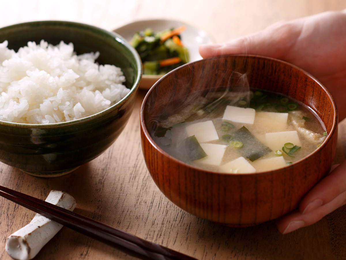 あご入兵四郎だしが入っているお味噌汁